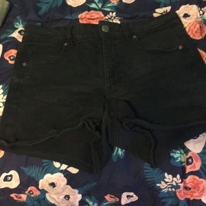 Black American Eagle shorts